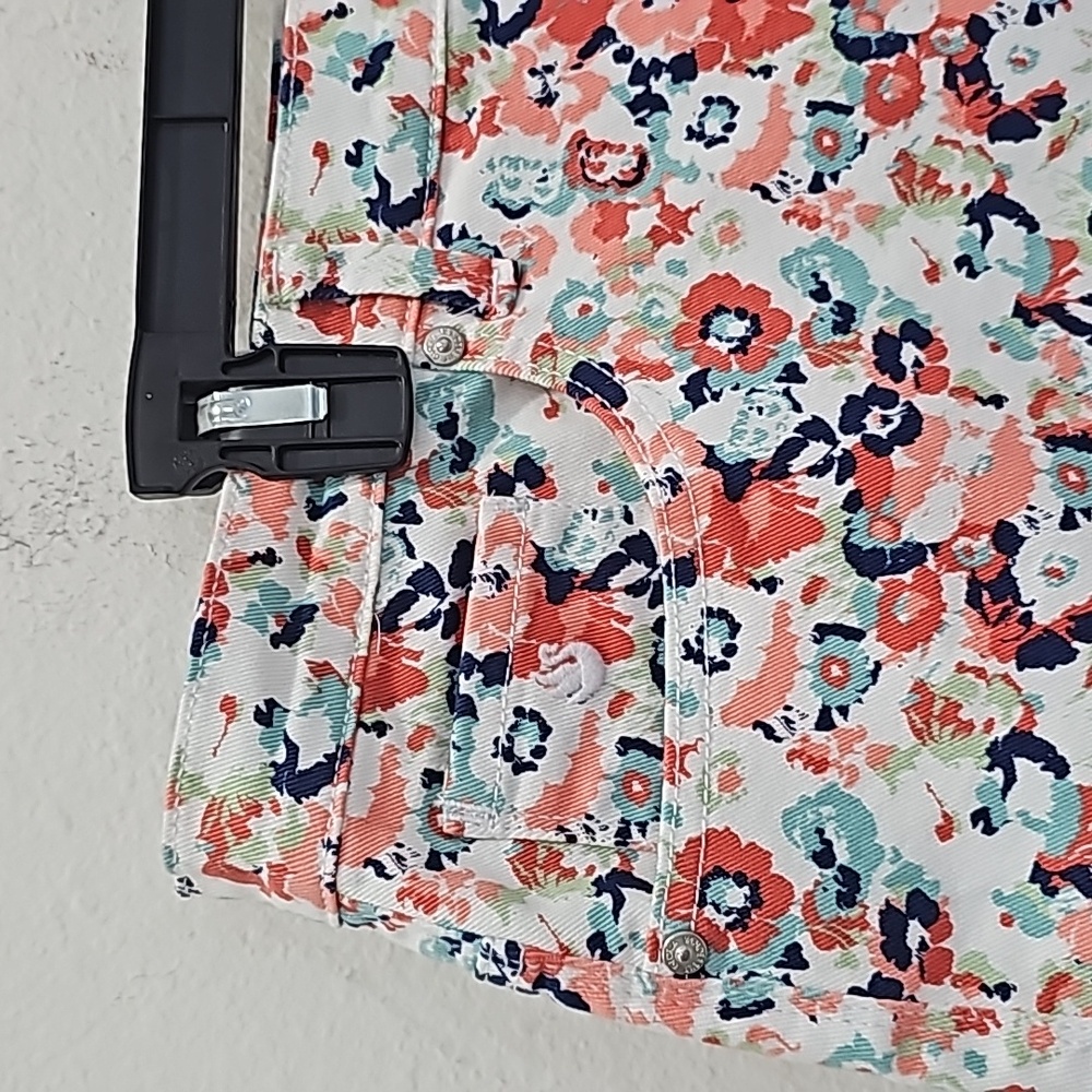 Gloria Vanderbilt Amanda Short Floral Print Jean Shorts Size 16 NWT - Picture 10 of 11